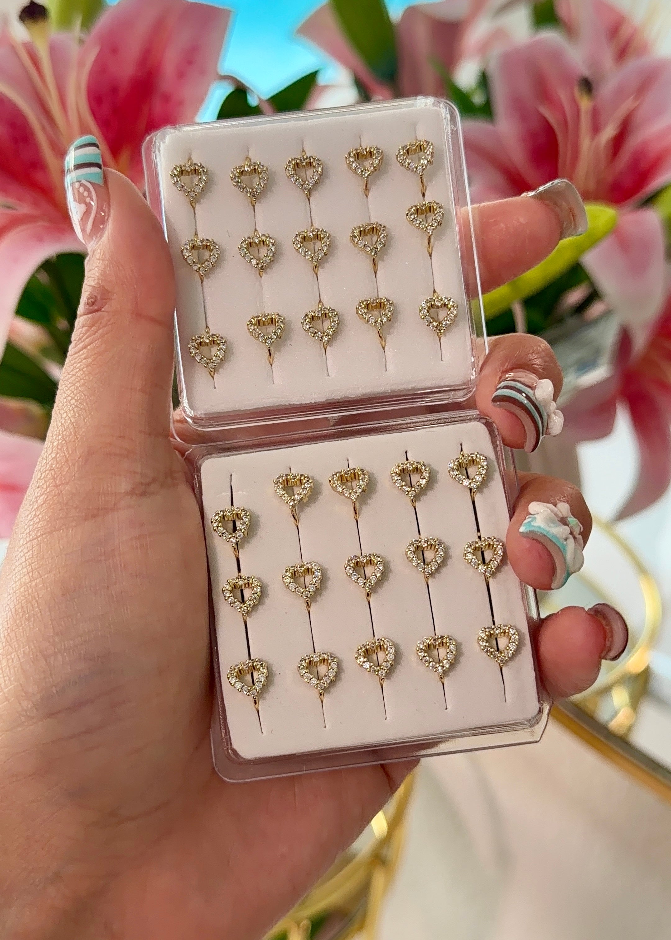 BLINGY HRT NOSE HOOP