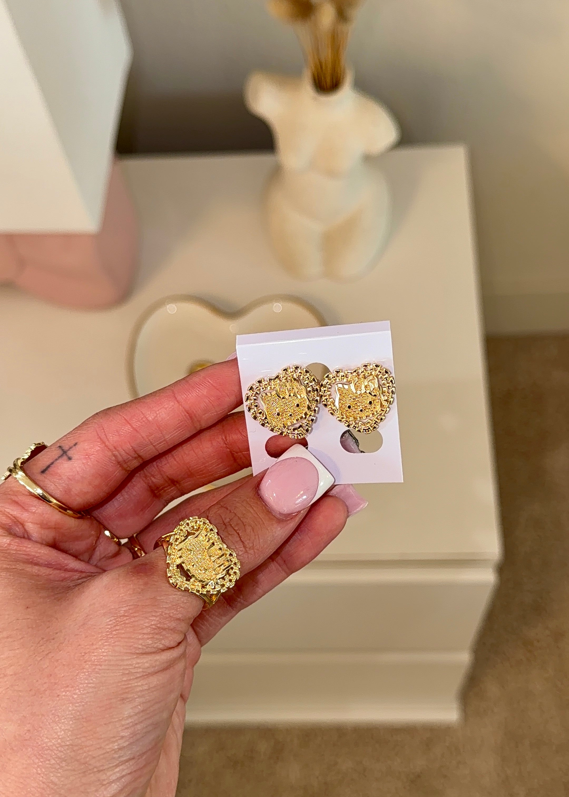ICON HRT ROLLIE STUDS