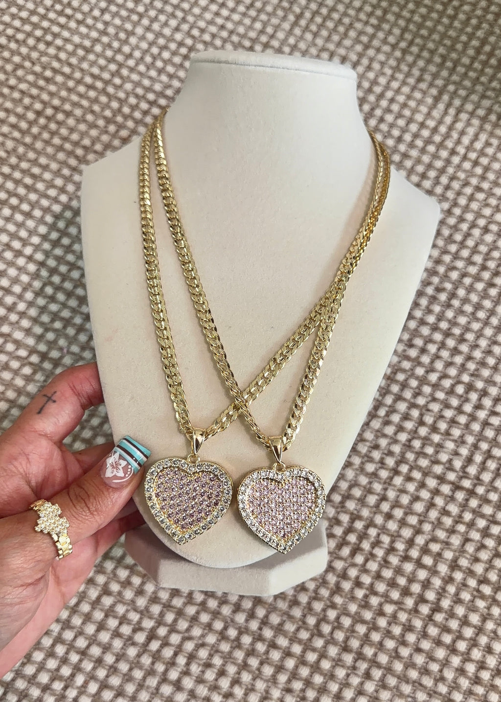 JUMBO HRT BLING NECKLACE