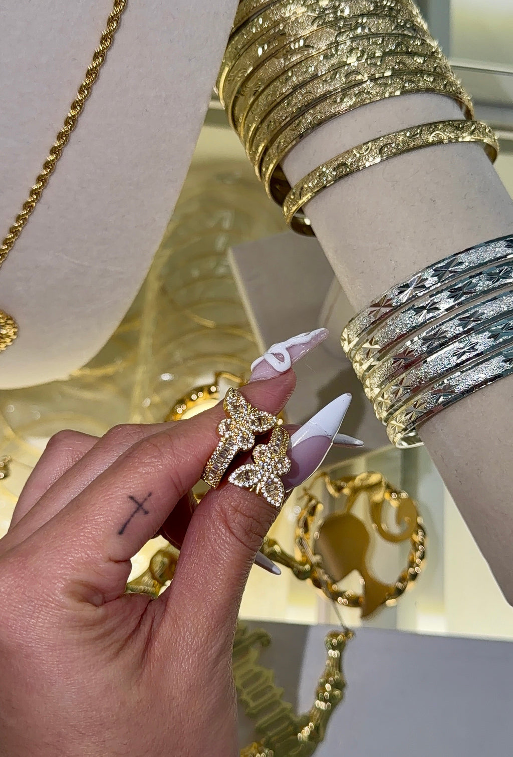 DOUBLE BUTTERFLY RING