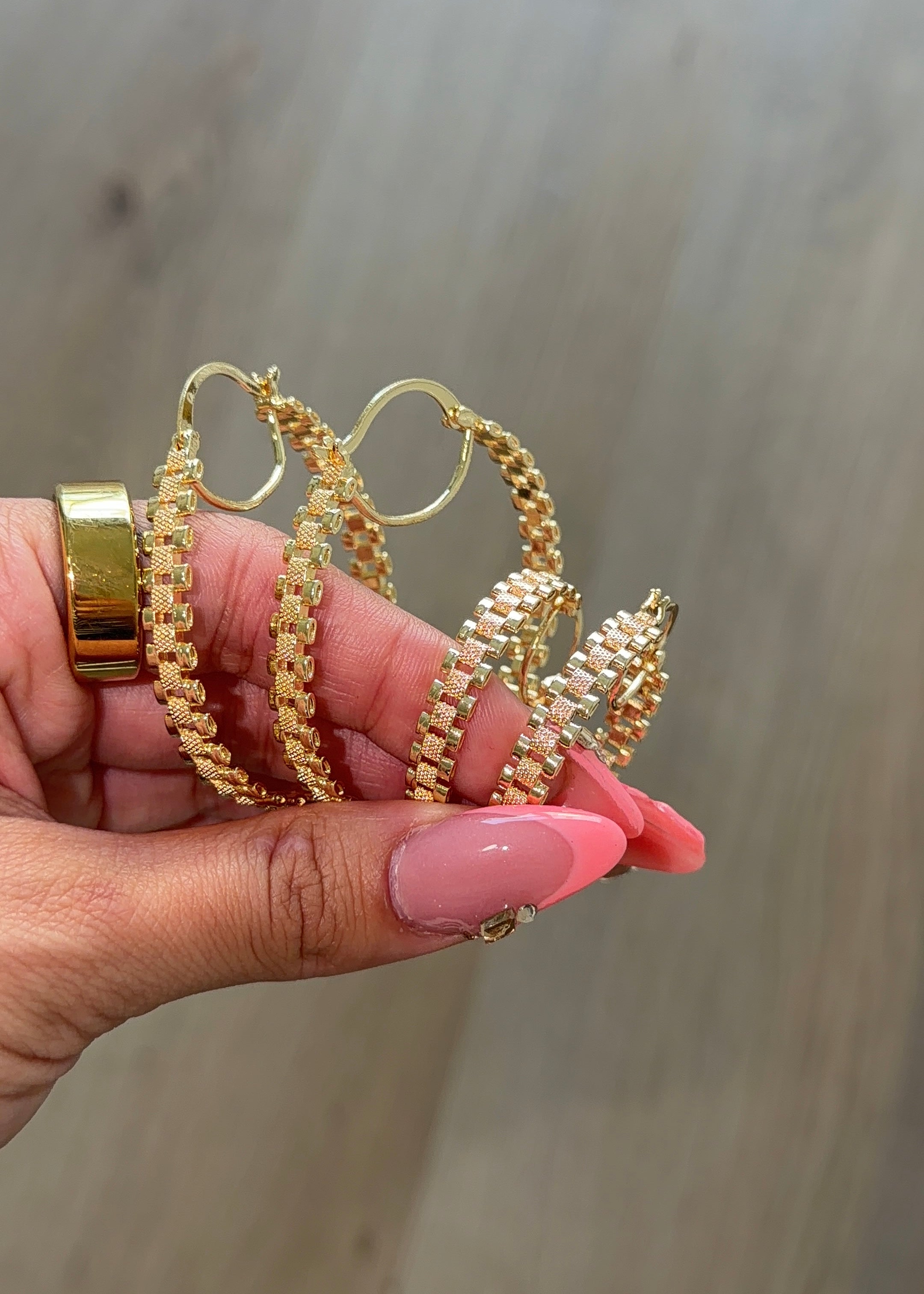 CIRCLE ROLLIE HOOPS
