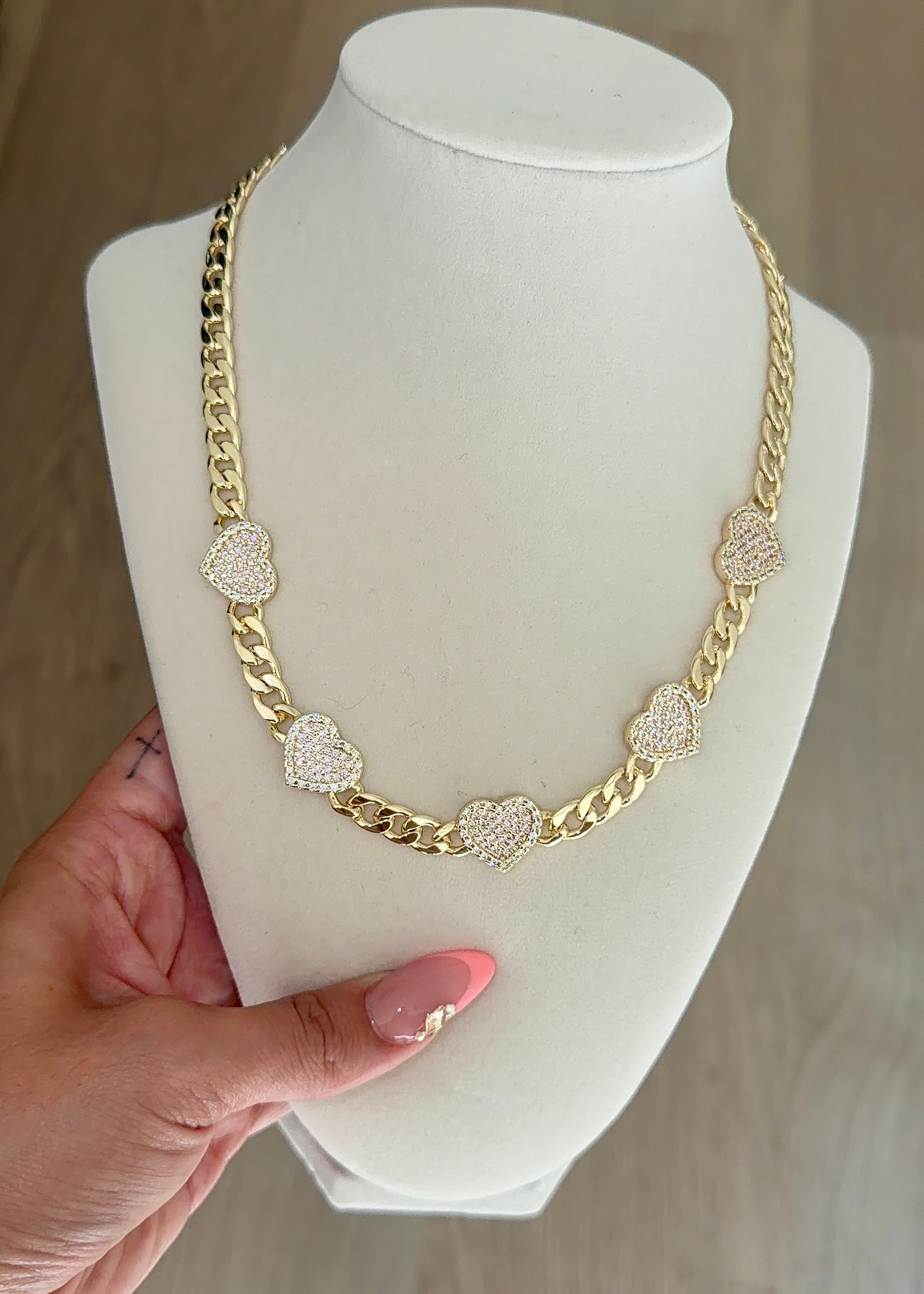 PINK HRT CUBAN LINK NECKLACE