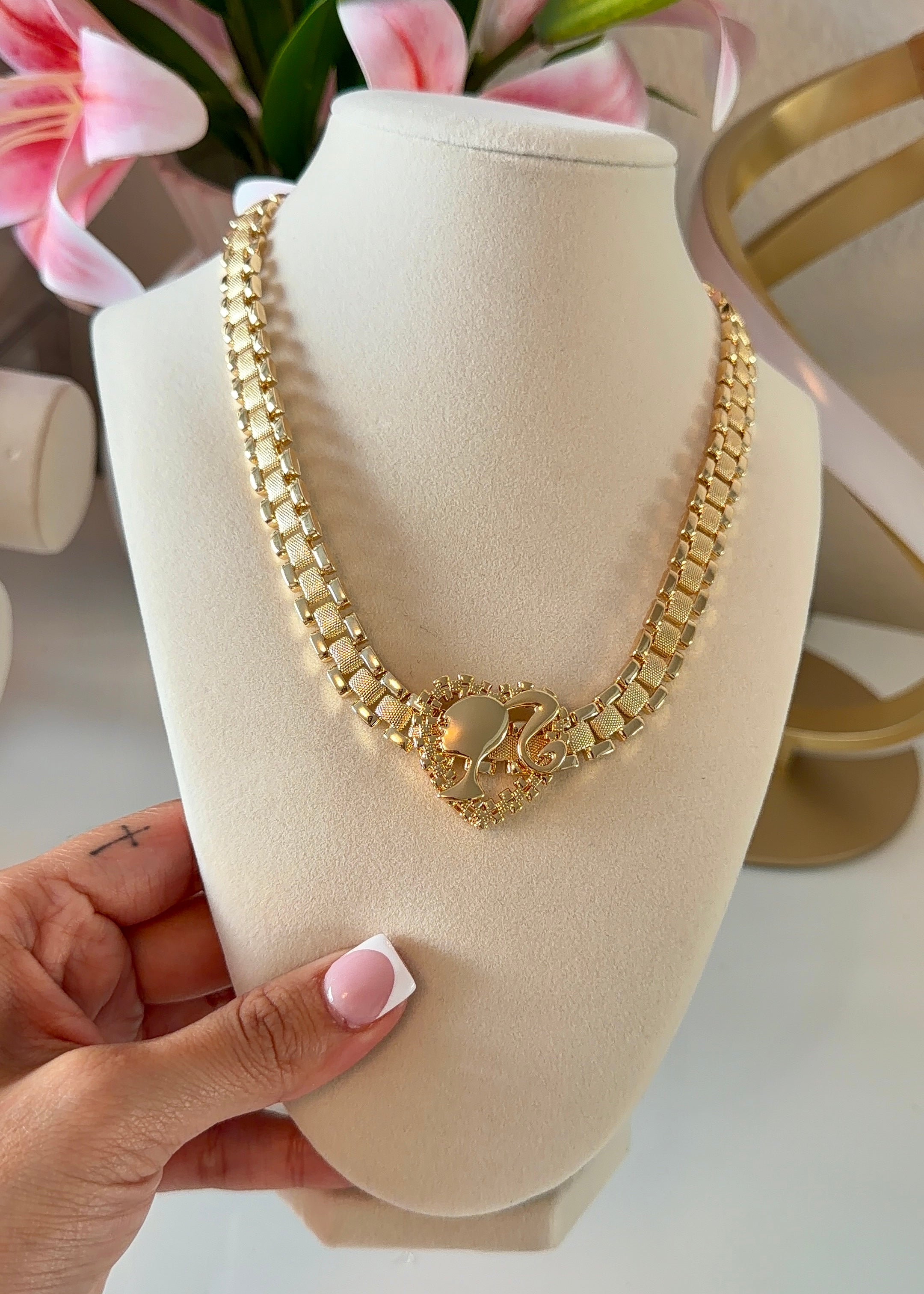 BETTY ROLLIE CHAIN