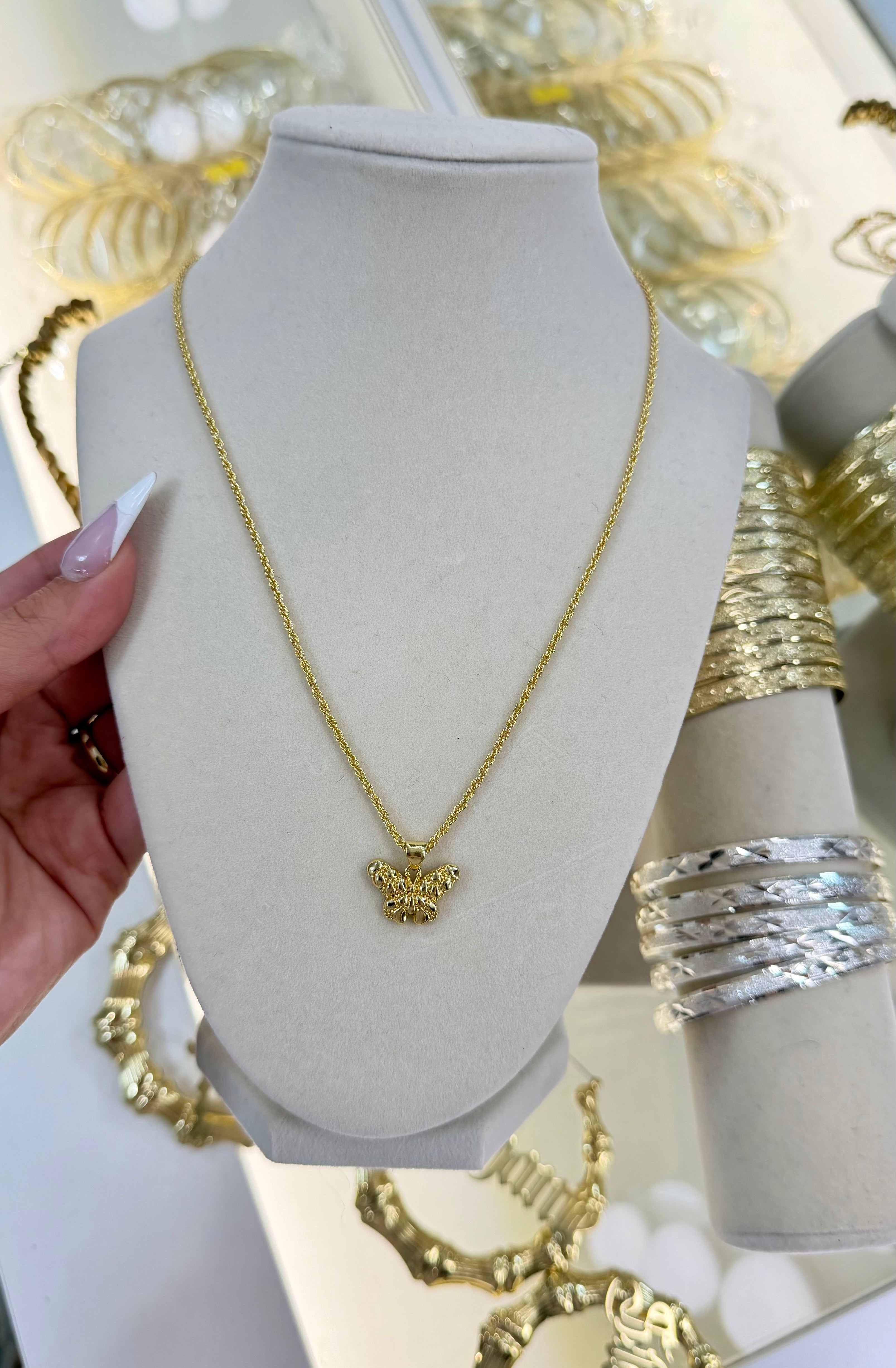 NUGGET BUTTERFLY NECKLACE
