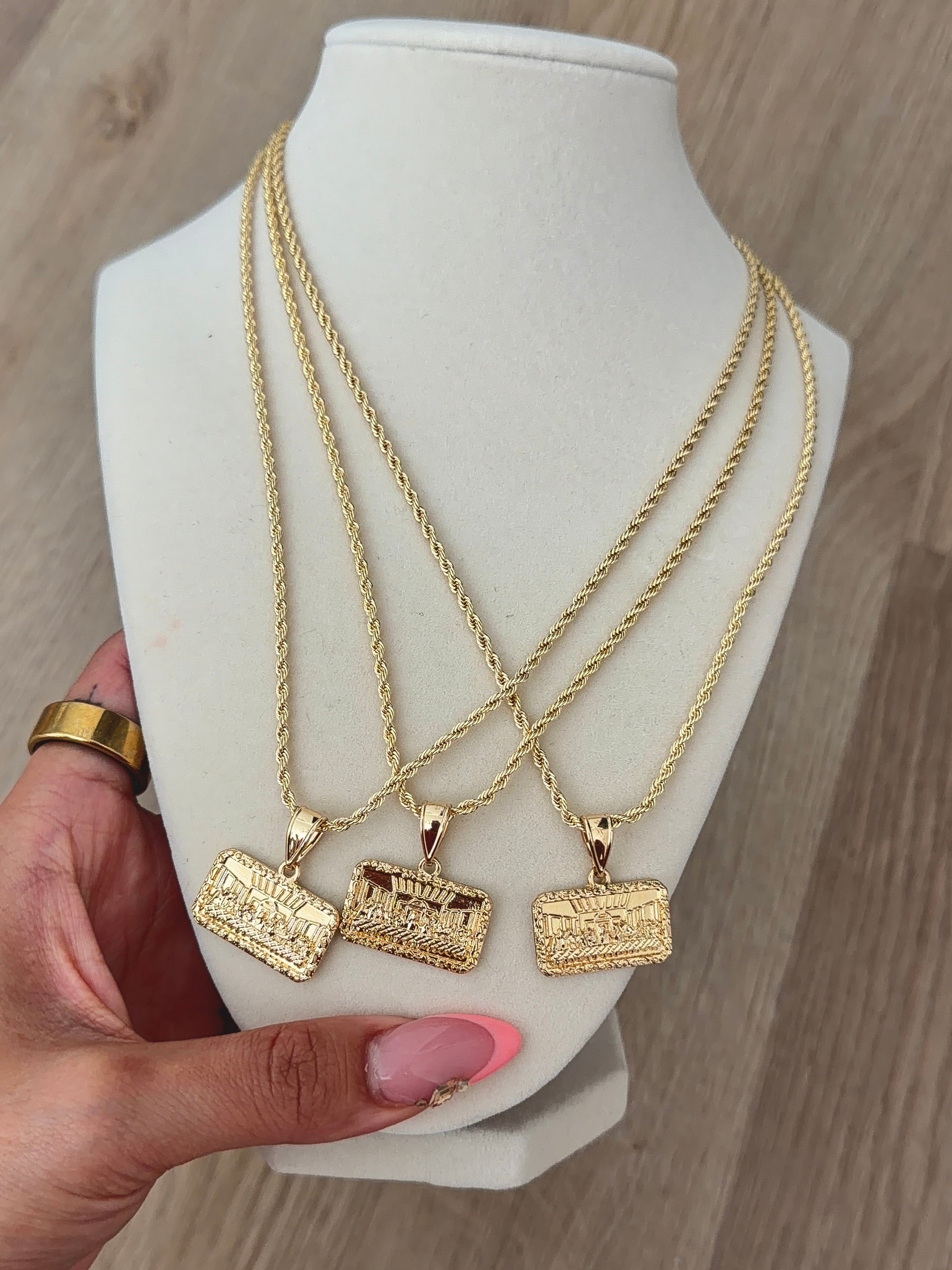 LAST SUPPER NECKLACE