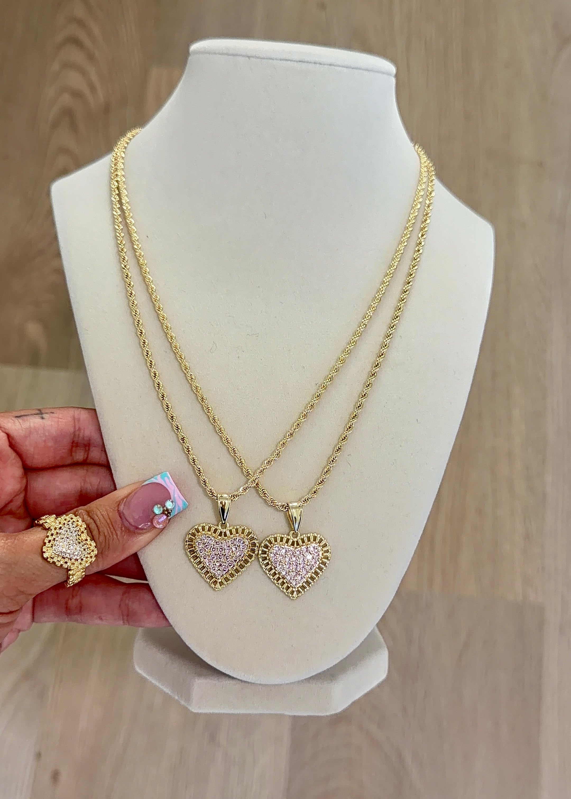 PINK HRT ROLLIE NECKLACE