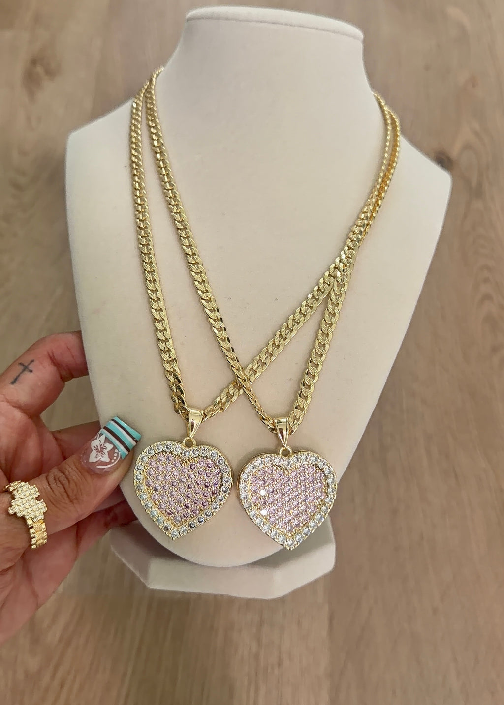 JUMBO HRT BLING NECKLACE