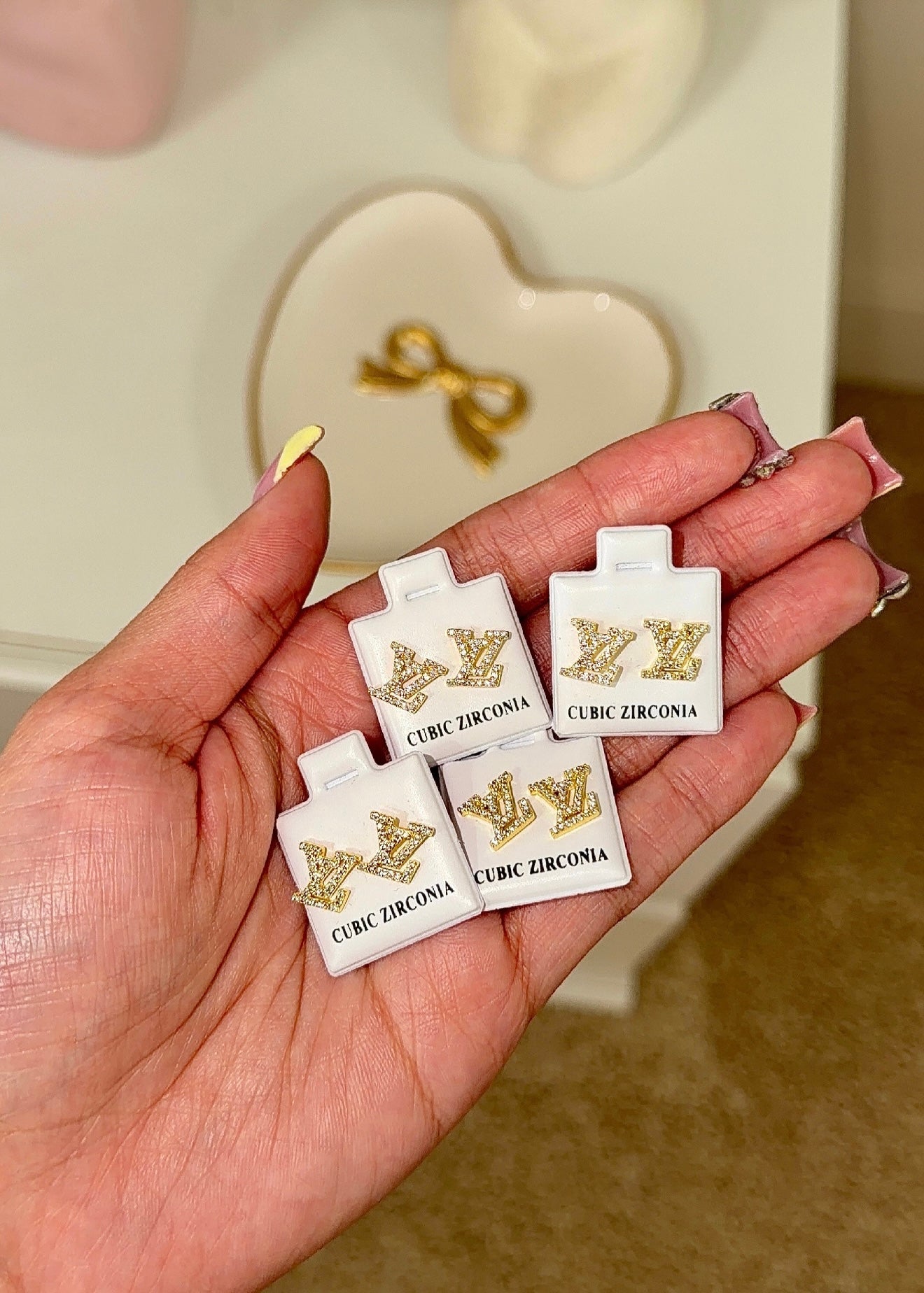 GOLD LUXE STUDS