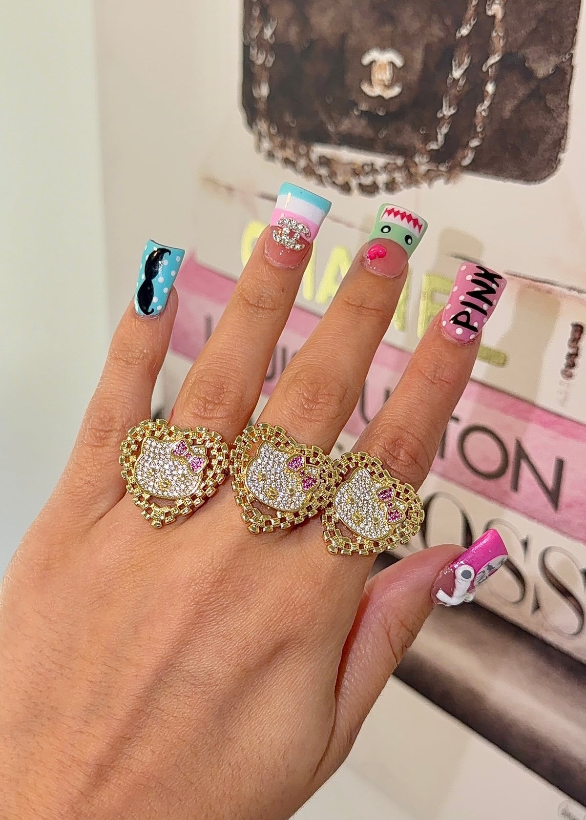 PINK ICON ROLLIE RING