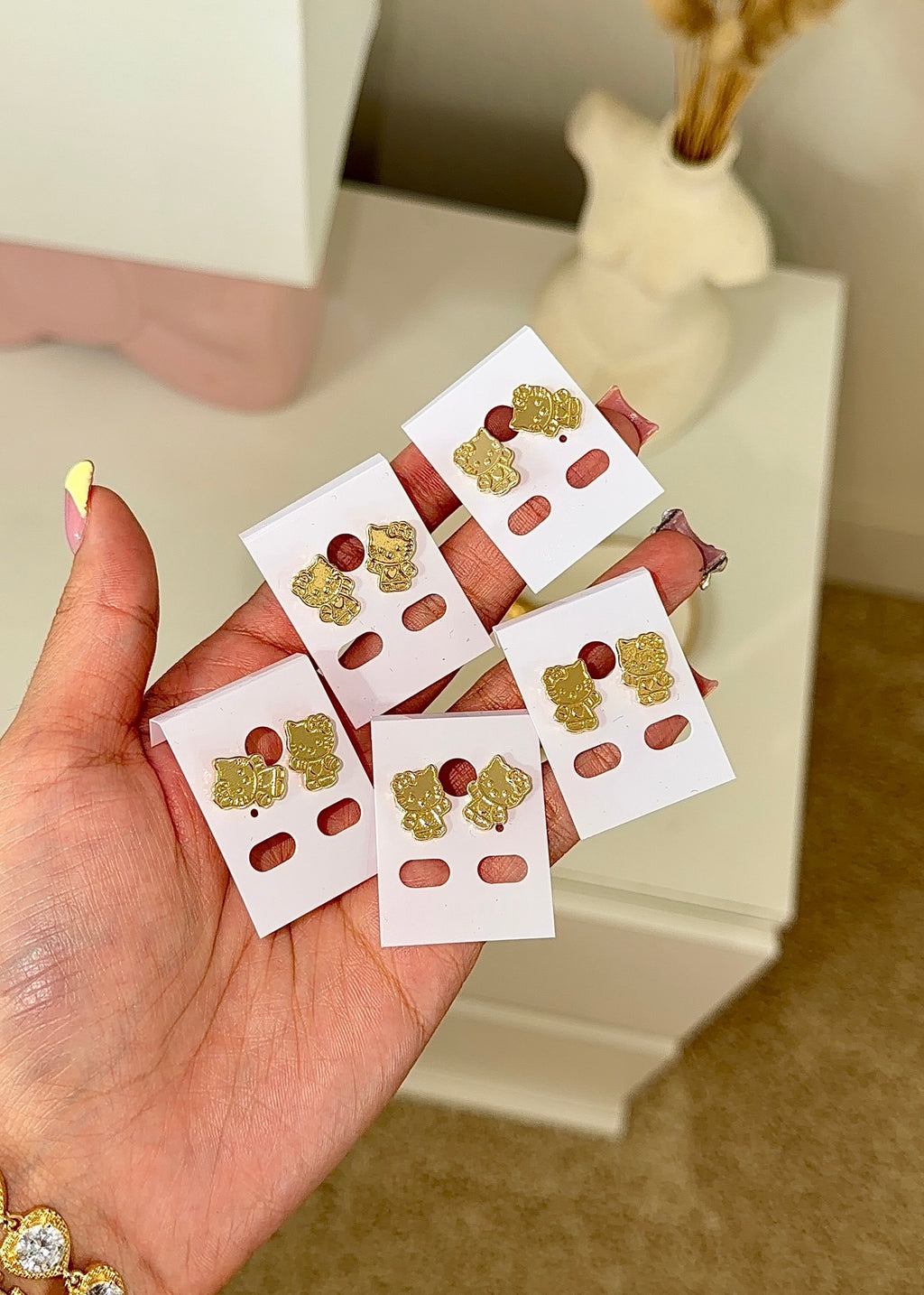 ICON HRT BODY STUDS